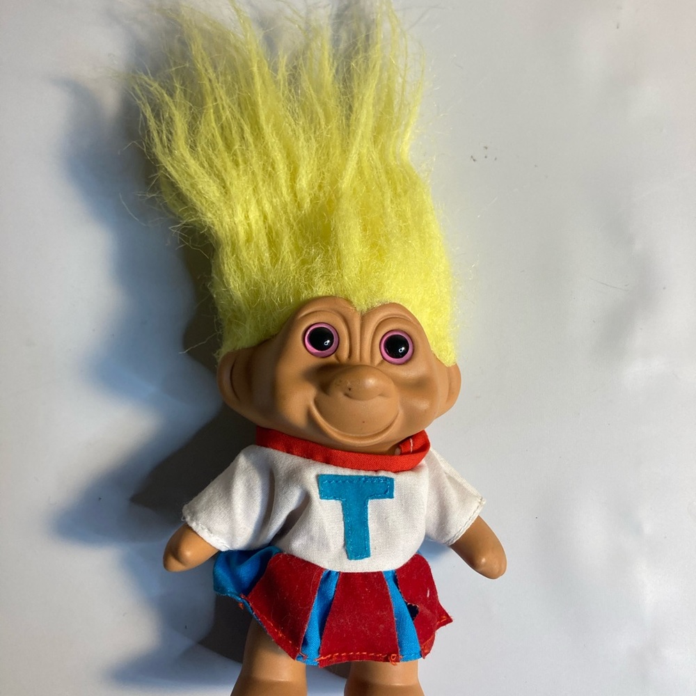 Vintage t.n.t Troll Doll  5” red hair cheerleader
